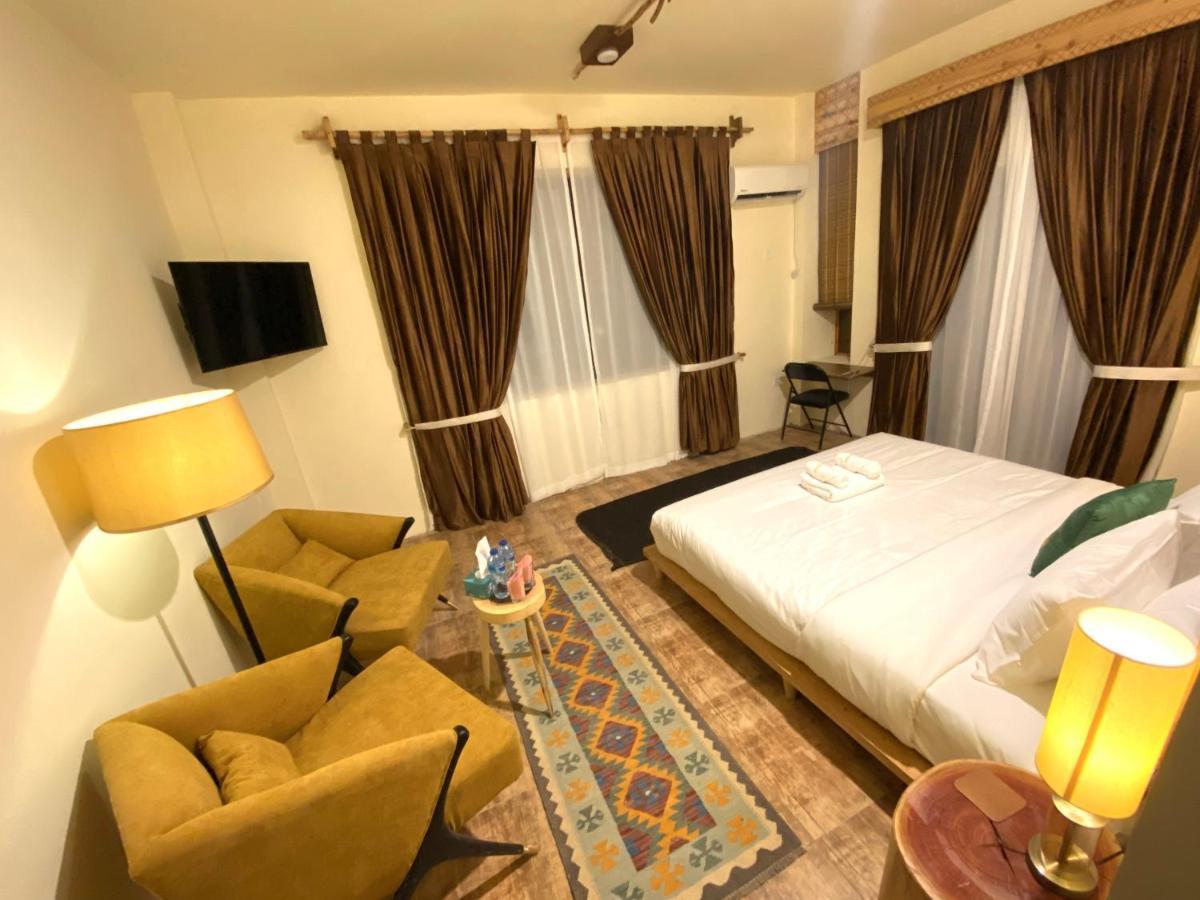 Dumani Nagar Hotel & Resort Karimabad  エクステリア 写真