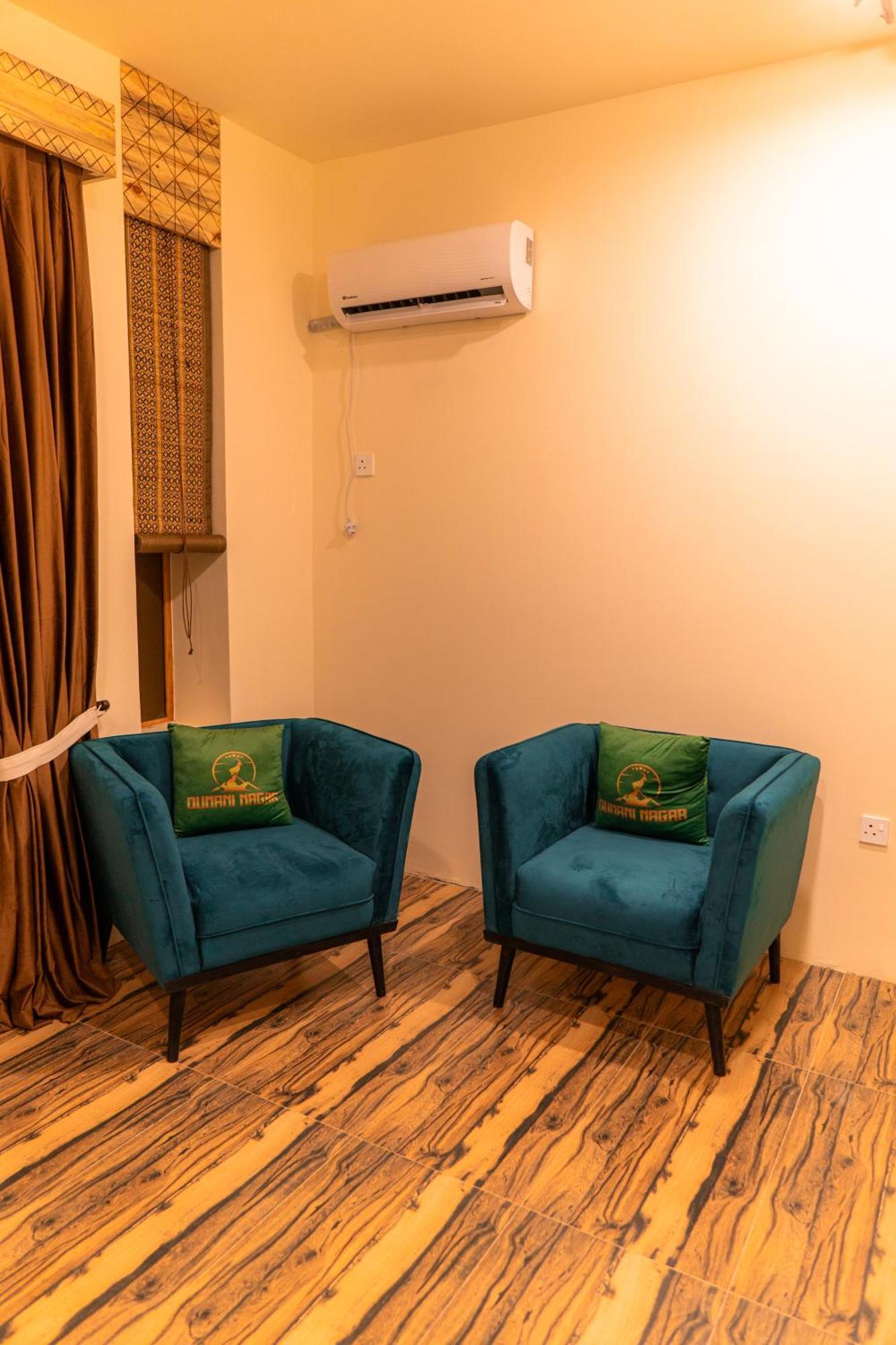 Dumani Nagar Hotel & Resort Karimabad  エクステリア 写真