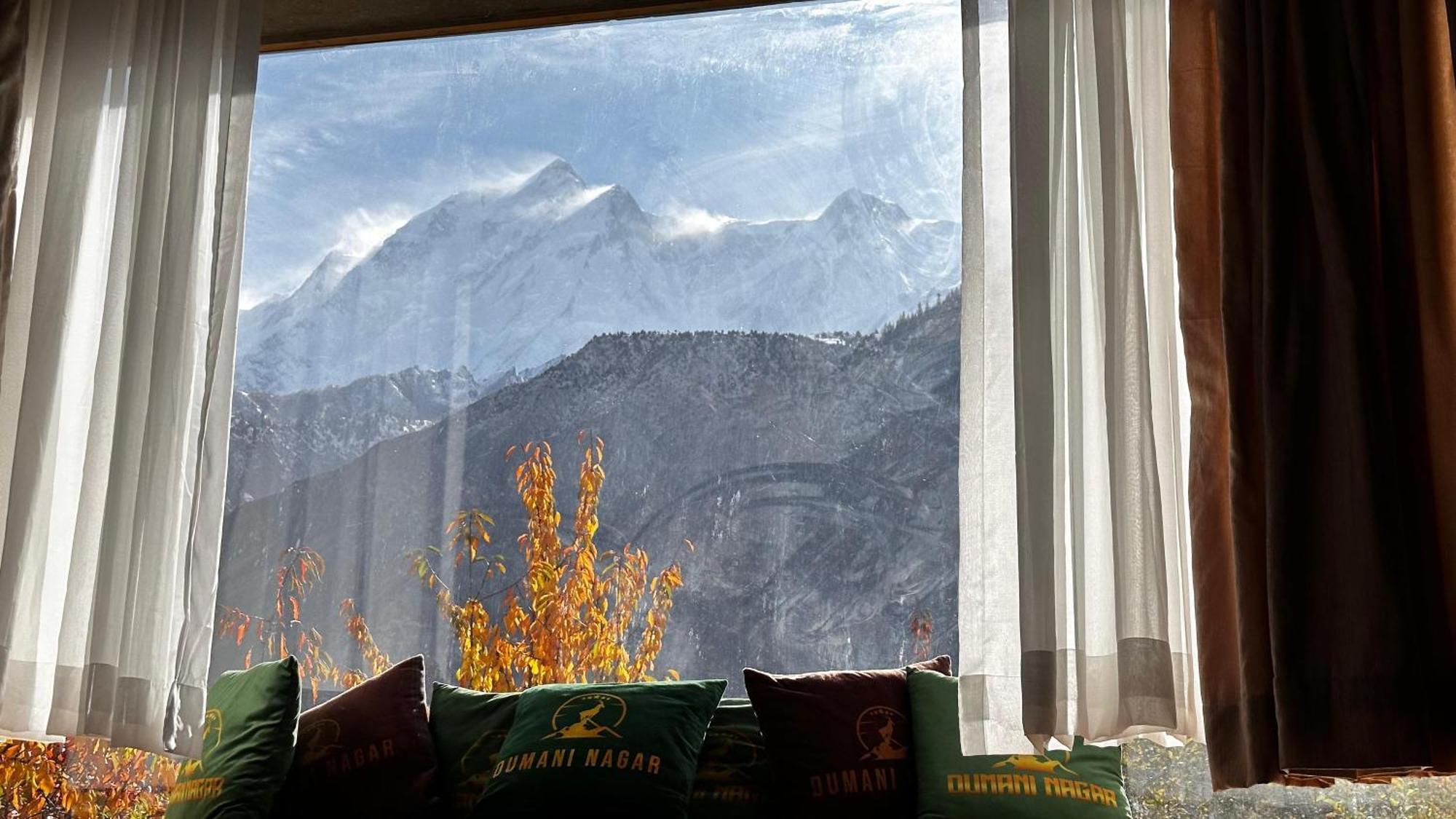 Dumani Nagar Hotel & Resort Karimabad  エクステリア 写真